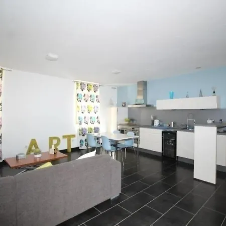 Avec Terrasse, Parking & Clim - Fr-1-309-190